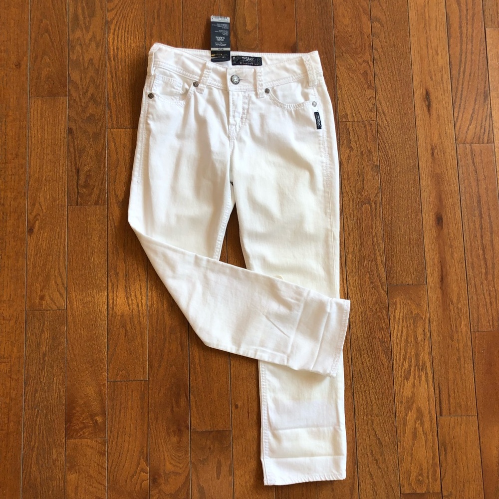 White Capri - Picture 2 of 2